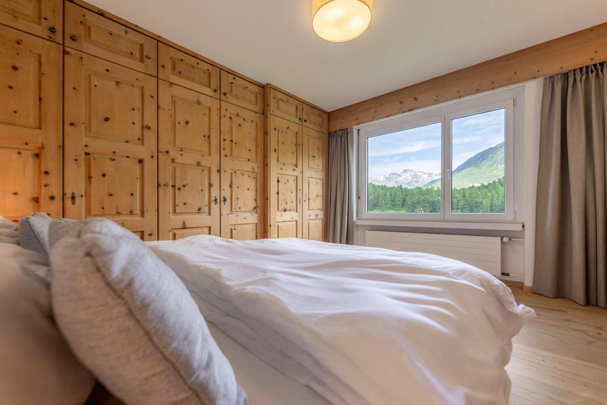 Cosy Apartment Facing Piz Rosatsch Saint-Moritz Extérieur photo