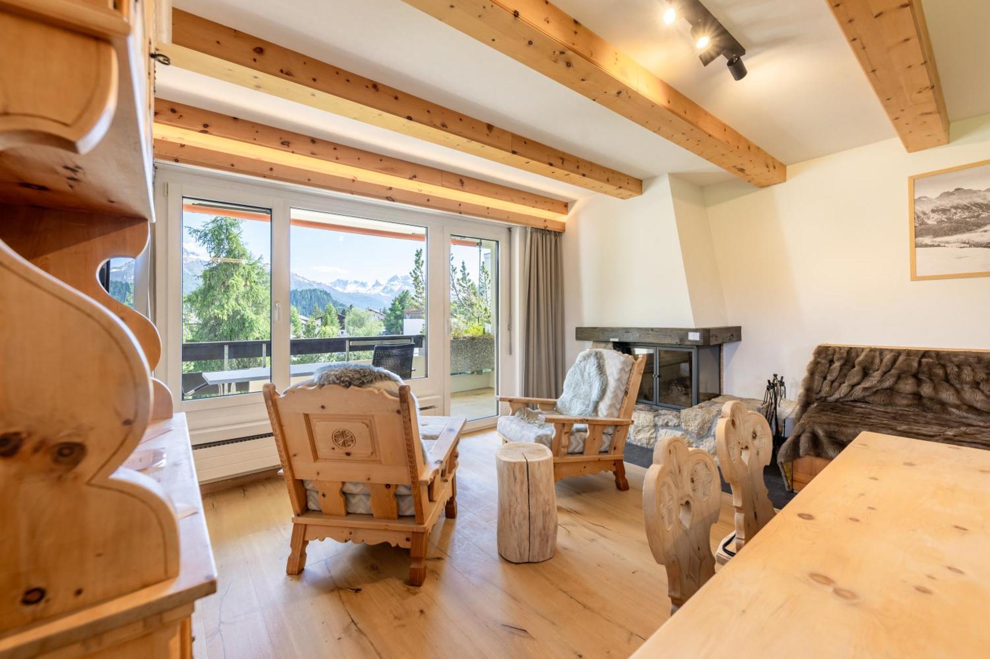 Cosy Apartment Facing Piz Rosatsch Saint-Moritz Extérieur photo