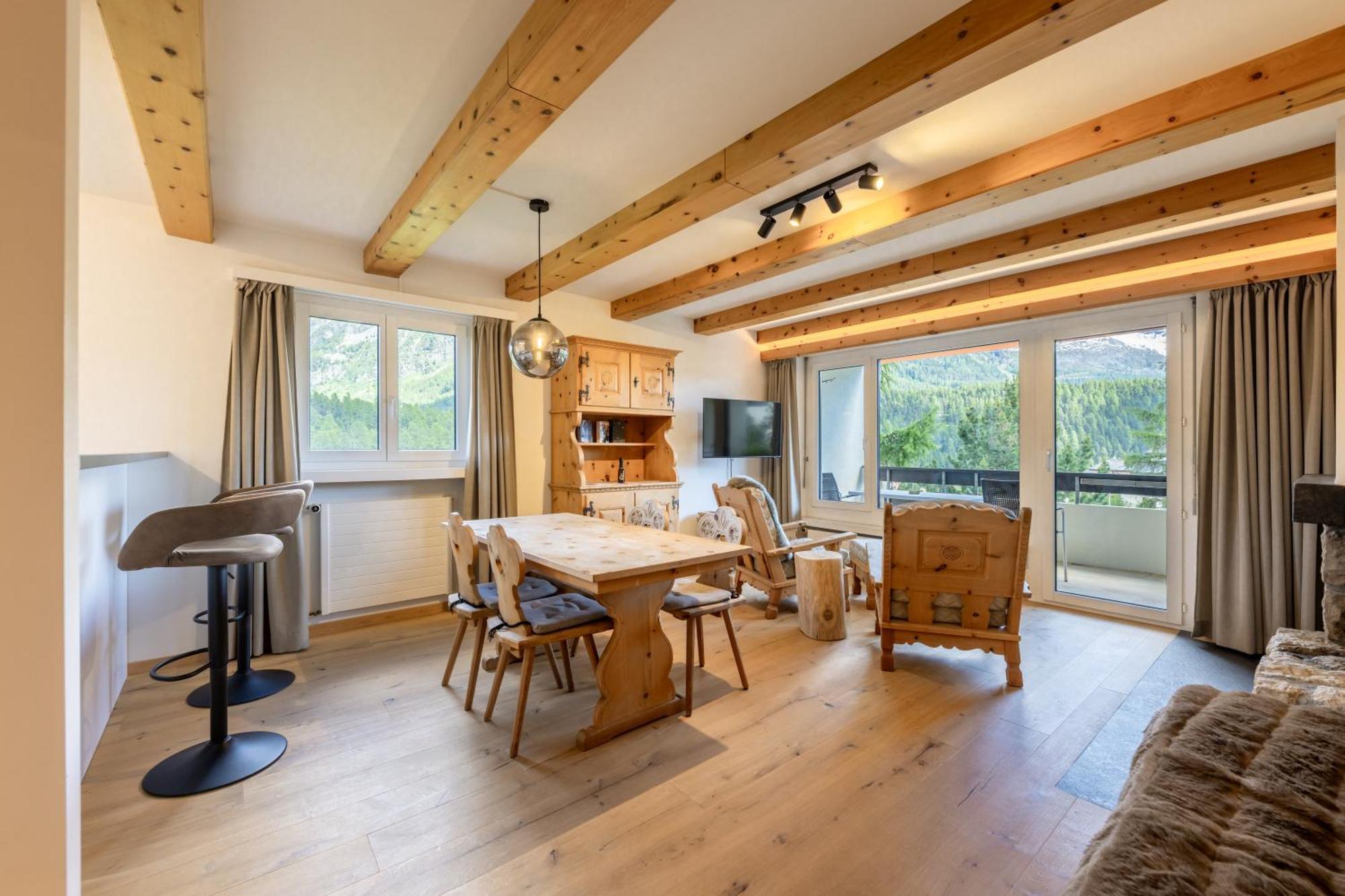 Cosy Apartment Facing Piz Rosatsch Saint-Moritz Extérieur photo